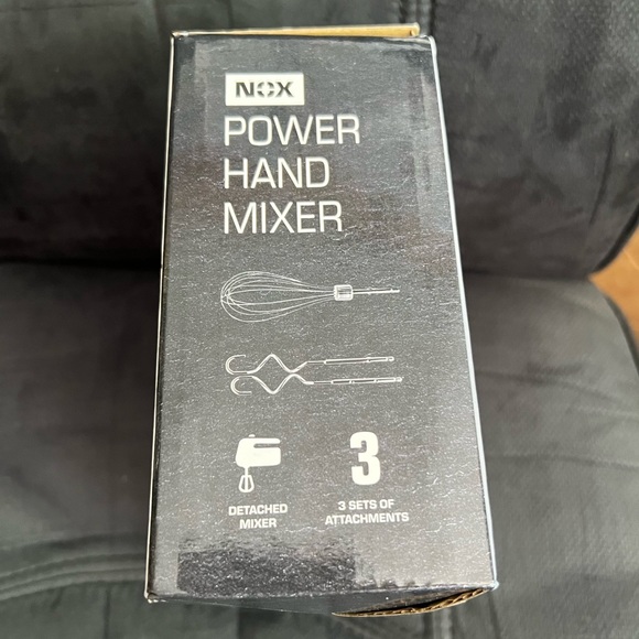 New in Box-POWER HAND MIXER-3 Sets of Attachments-Dough Hooks-Beaters-Whisk - Picture 4 of 4